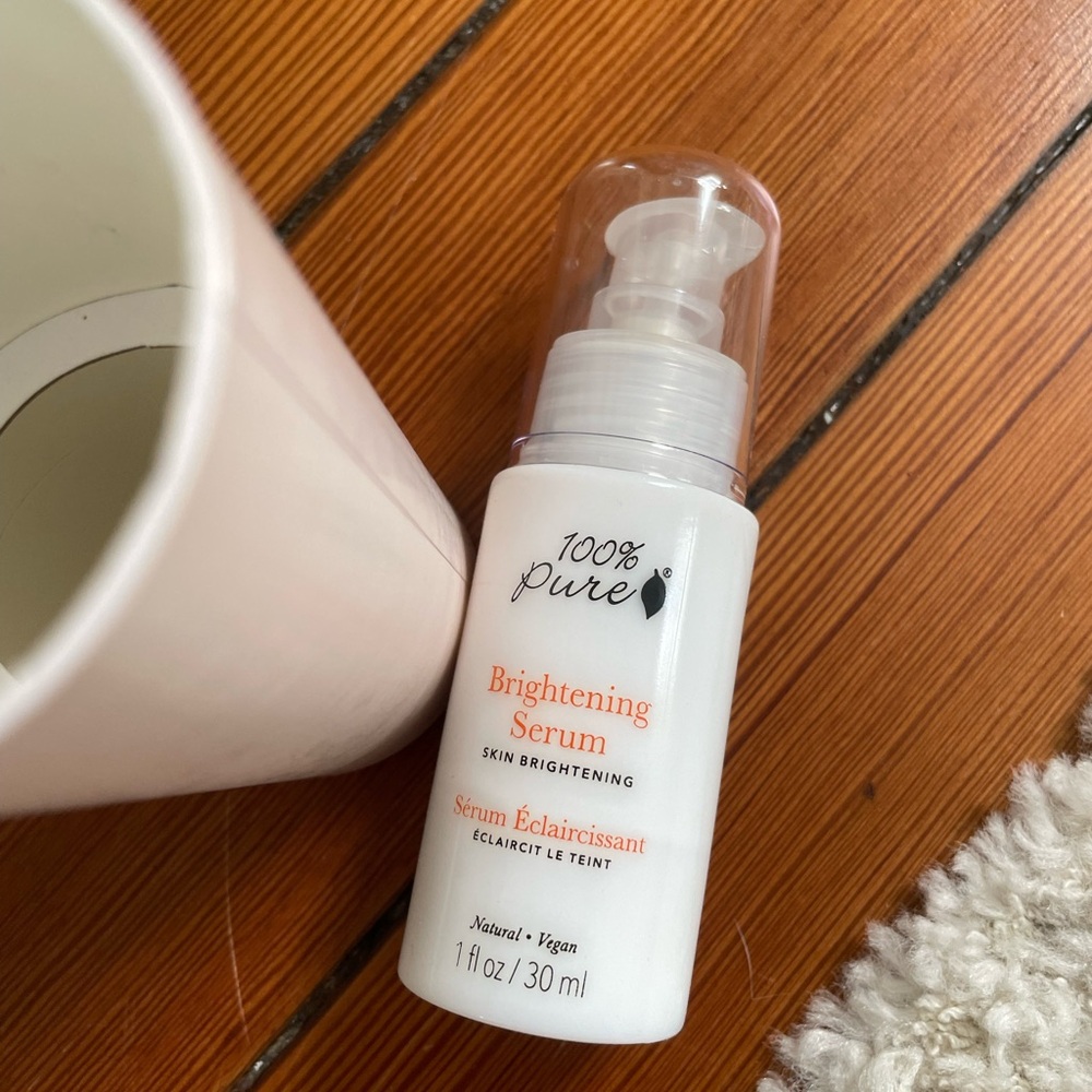 100% Pure Brightening Serum - White - Picture 2 of 3